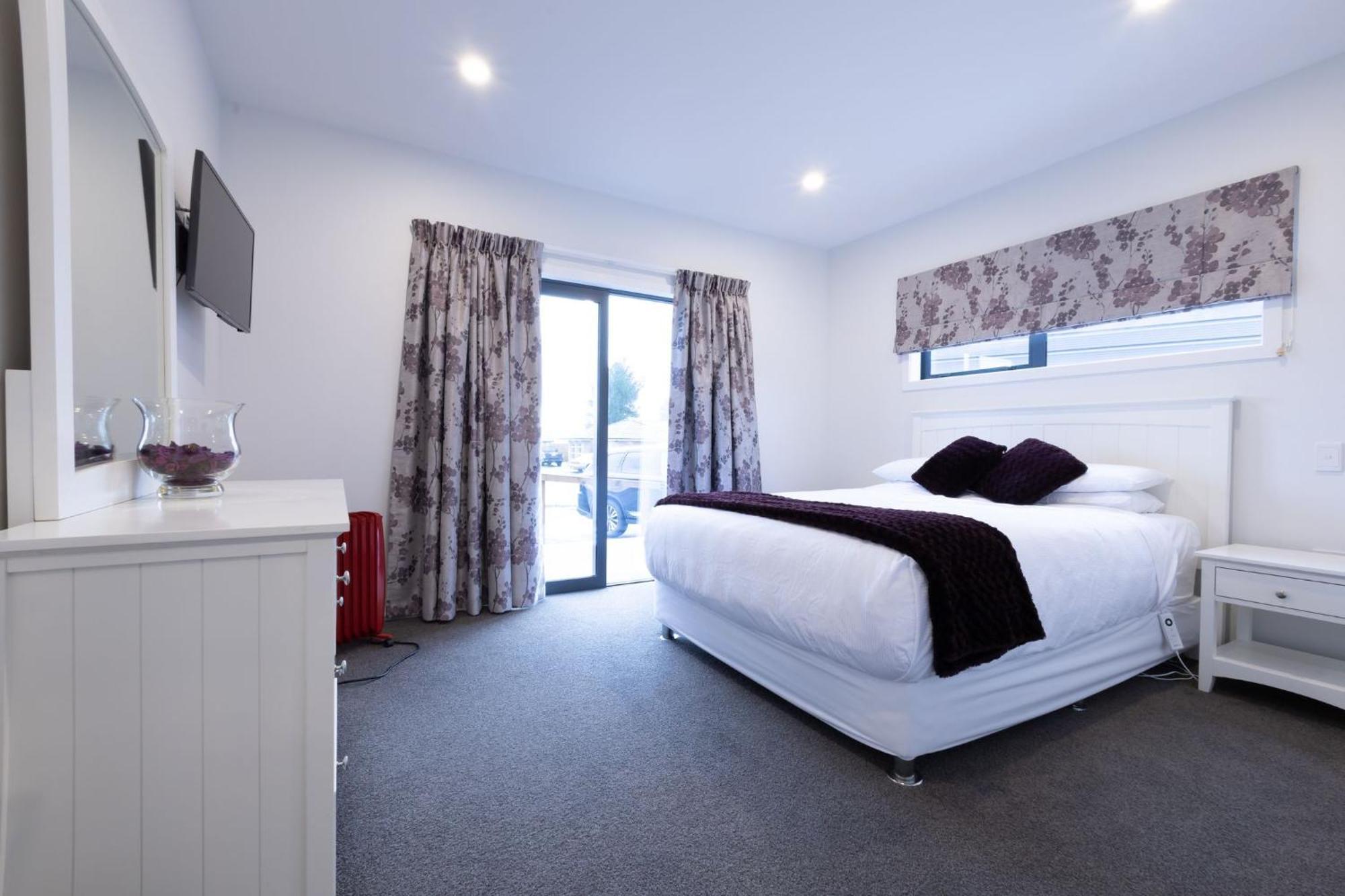 Stoney Hedge Villa Turangi Bagian luar foto